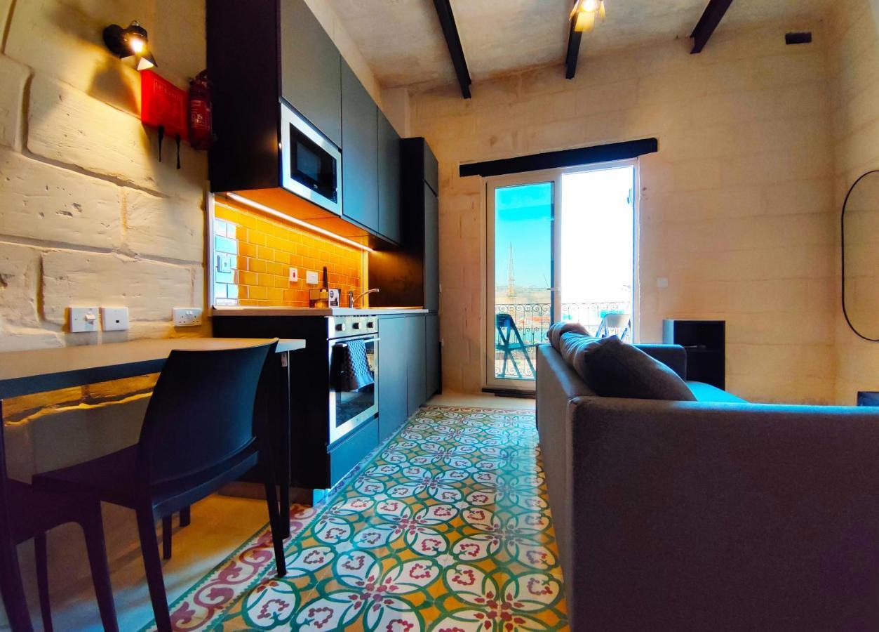 Deck 3 Savynomad Harbour Residences Wow Views Cospicua Esterno foto